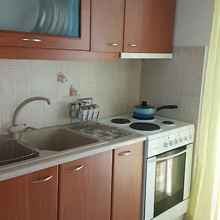 Apartamento Theasis House *