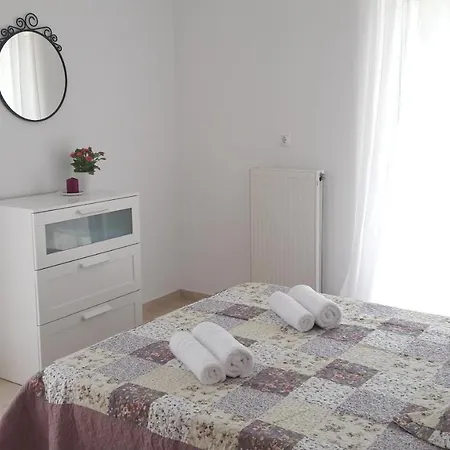 Theasis House Apartamento